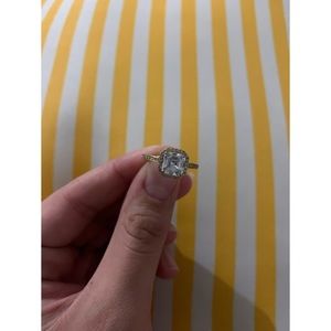 Henri Bendel Ring